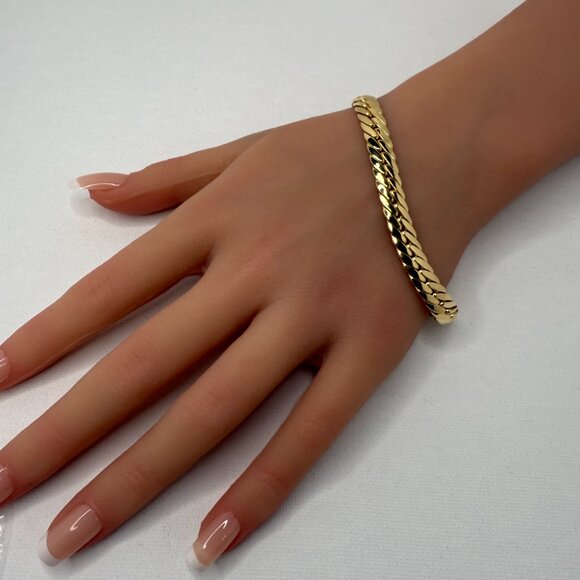 18K Genuine Gold Cobra Chain Bracelet 8" (7.7mm) - Picture 2 of 10